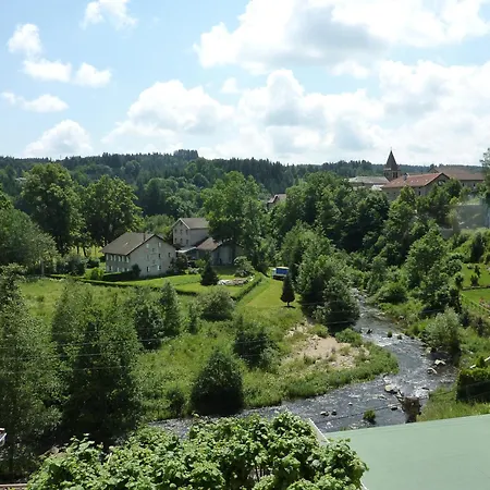 Hotel De La 3*