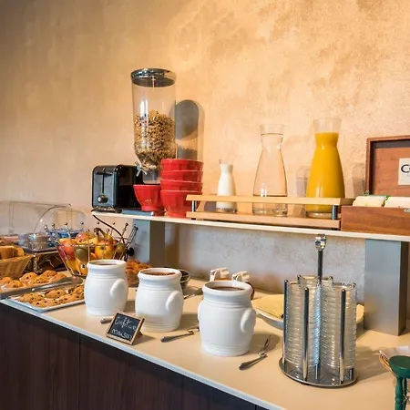 ホテル De La ル・シャンボン・シュル・リニョン