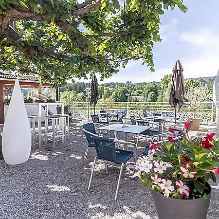 De La 3* Le Chambon-sur-Lignon