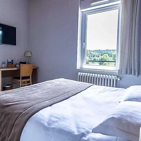 De La Hotel 3*